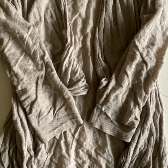 All Saints Elsie Long Tan Crinkled Open Draped Cardigan Sweater SZ 6 - Picture 7 of 12